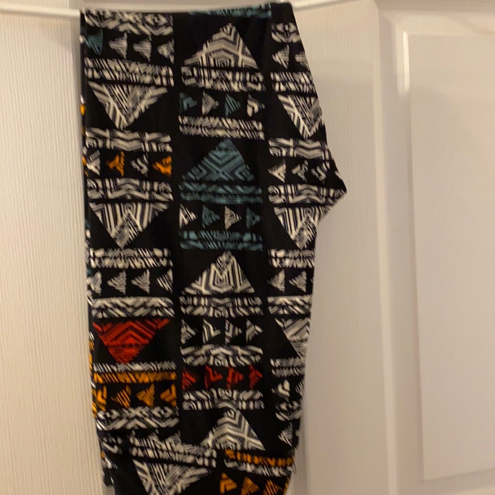 T C leggings